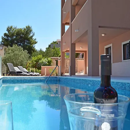 Апартаменты Marly Трогир