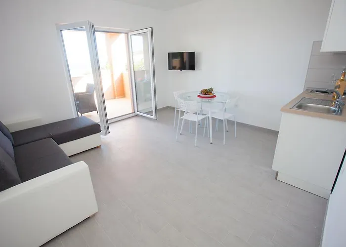 Marly Apartment *