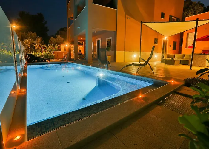 Marly * 트로기르