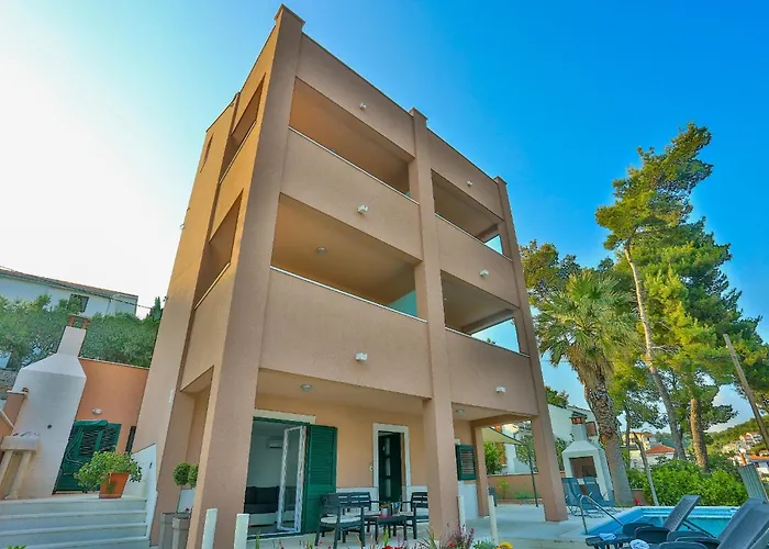Marly Apartment *